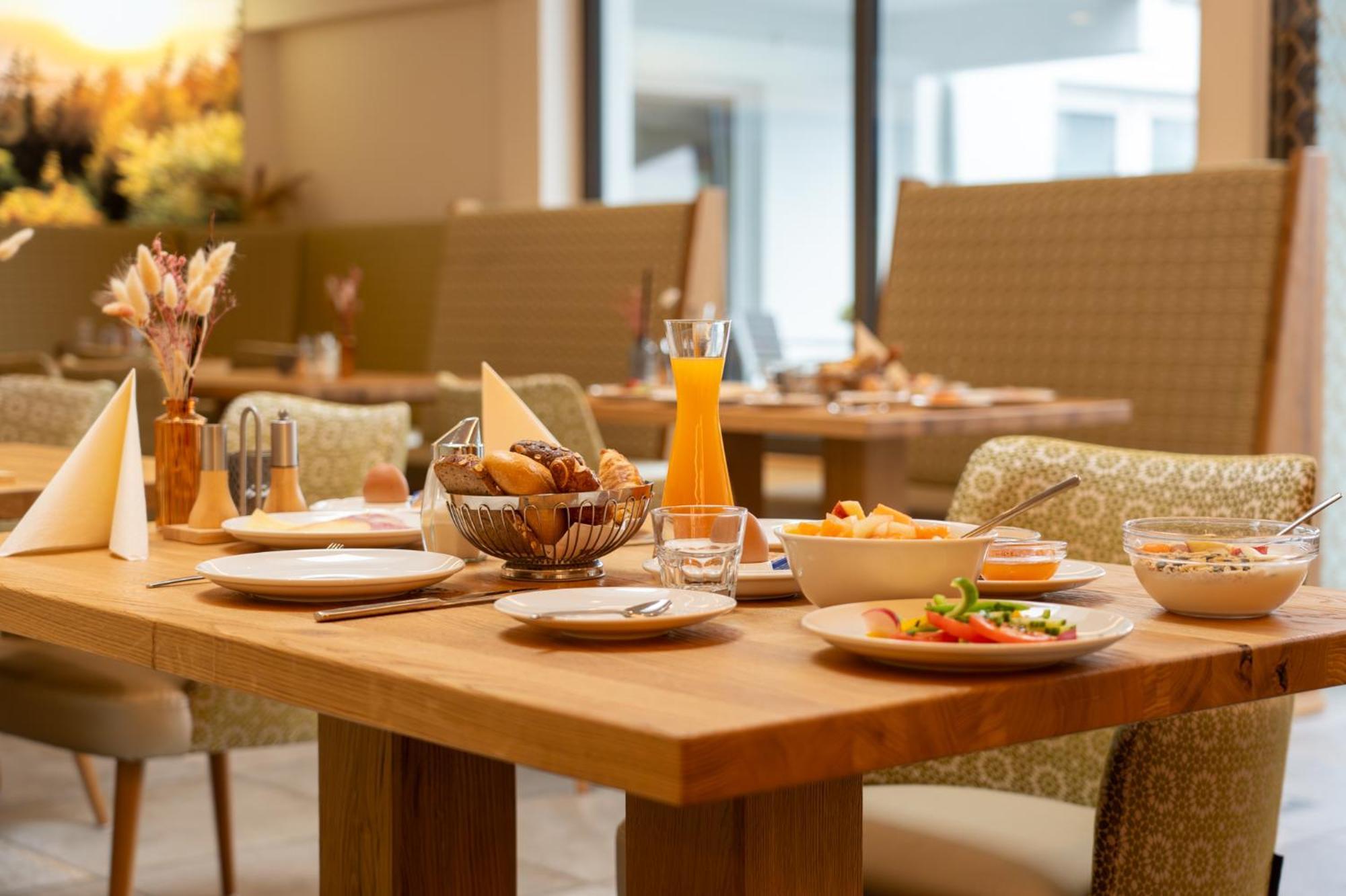 Wellnesshotel Sonnenhof & Sonnhalde Юлінген-Біркендорф Екстер'єр фото