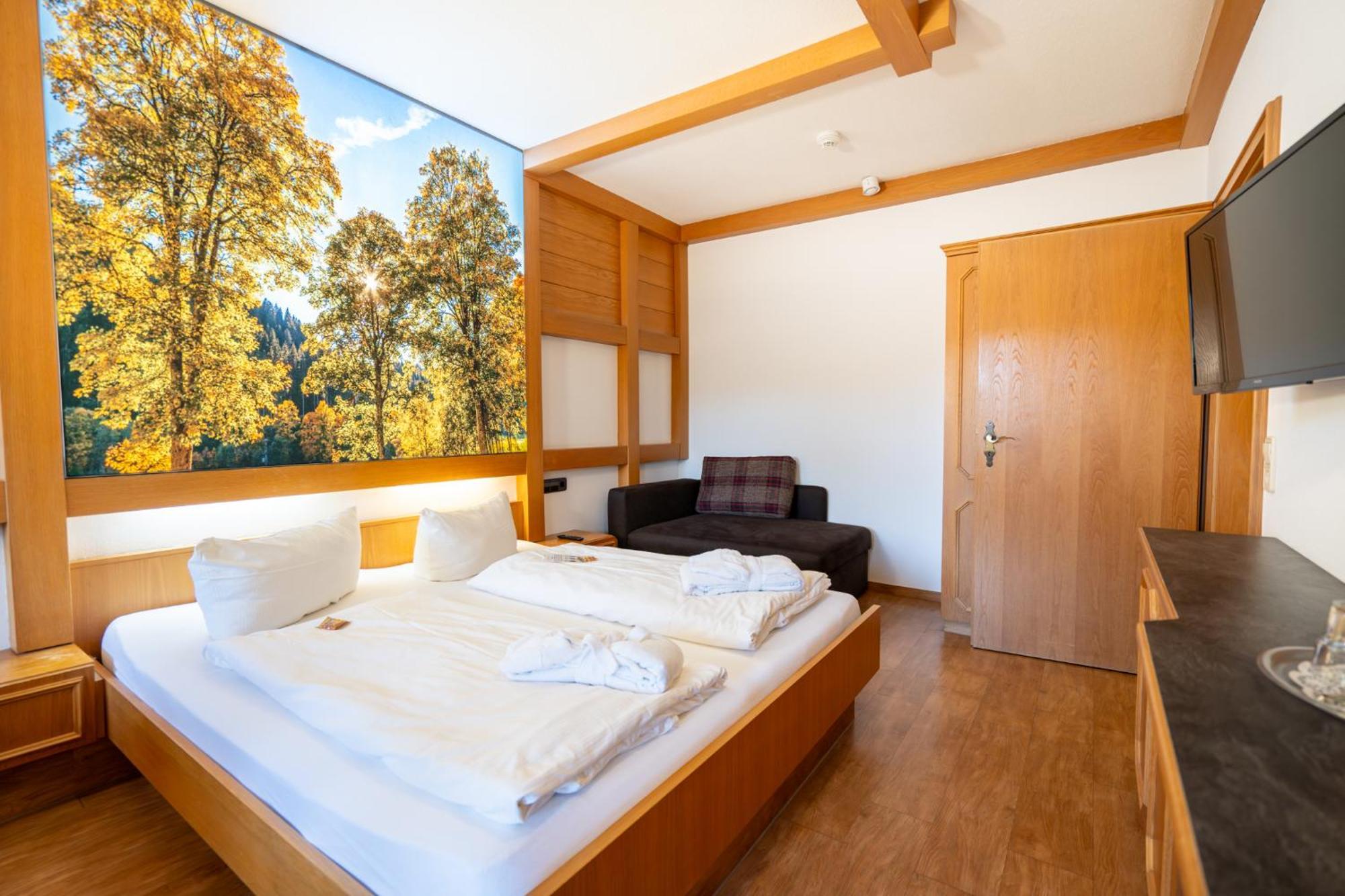 Wellnesshotel Sonnenhof & Sonnhalde Юлінген-Біркендорф Екстер'єр фото